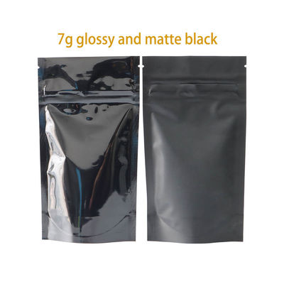 Schwarze kleine Taschen des Unkraut-1/4oz für Hanf-Blumen CR Reißverschluss stehen oben Beutel